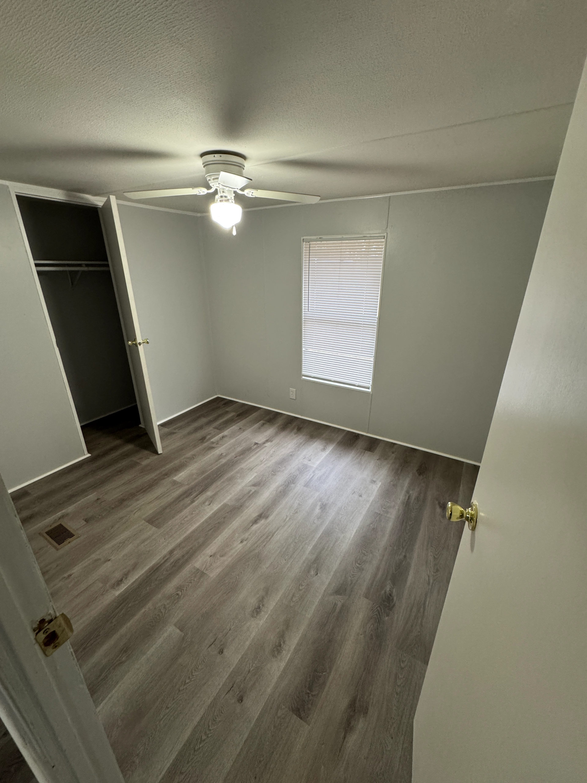 2#1 Mobile Home Park – Lot 94 (14) 2/1 Mobile Home Park – Lot 94