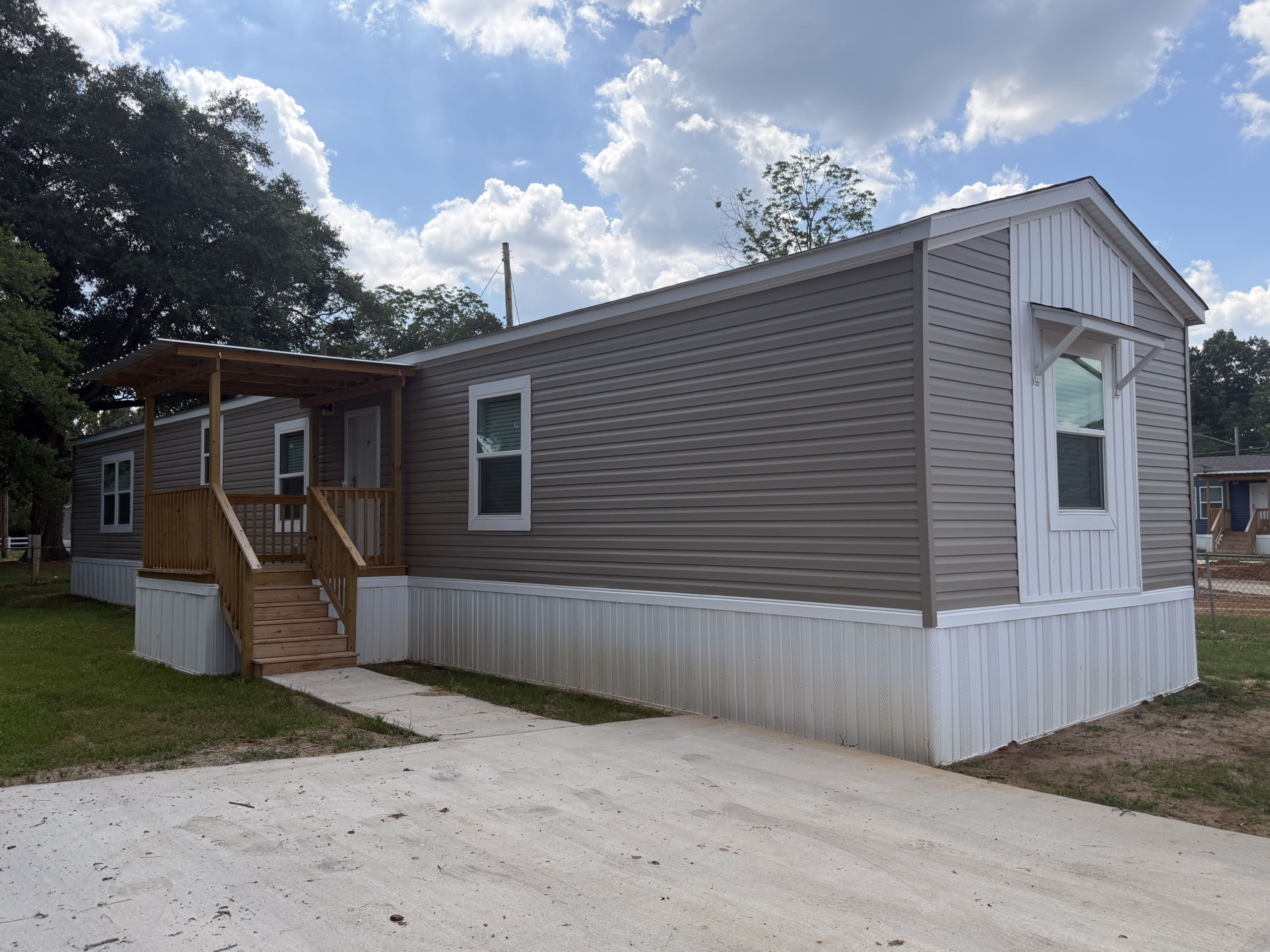 3/2 Clayton Cornerstone Mobile Home Park – Lot 113