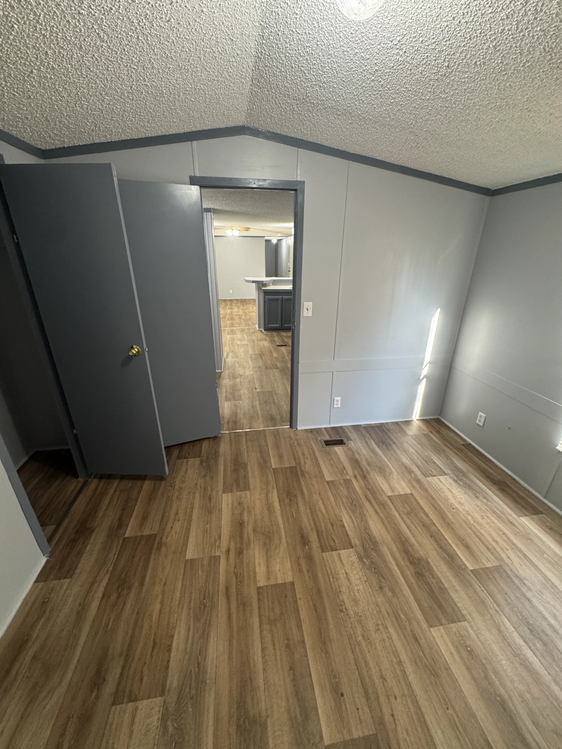 32 Mobile Home Park – Lot 105-new (14)