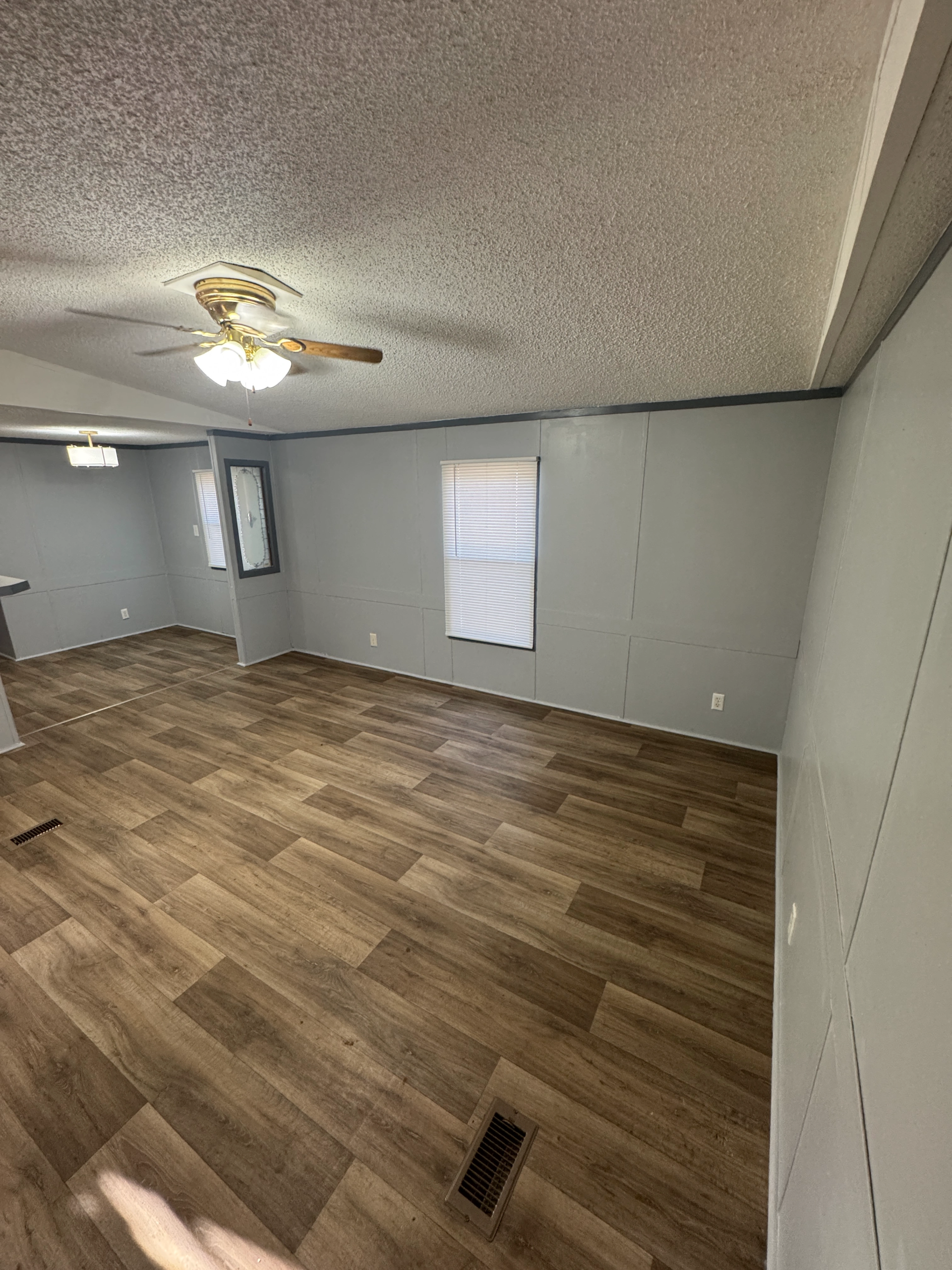 32 Mobile Home Park – Lot 105-new (3)