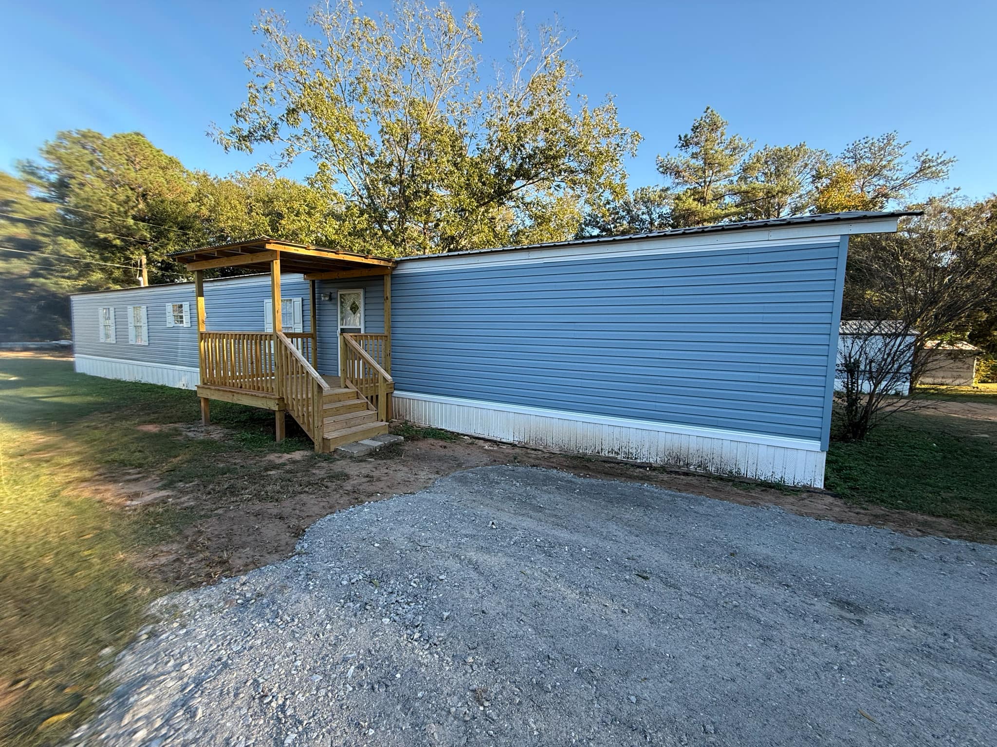 32 Redman RVP415D Mobile Home Park – Lot 15 (2)