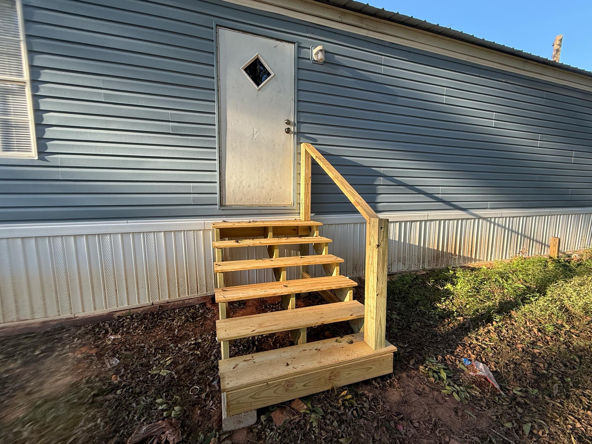 32 Redman RVP415D Mobile Home Park – Lot 15 (5)