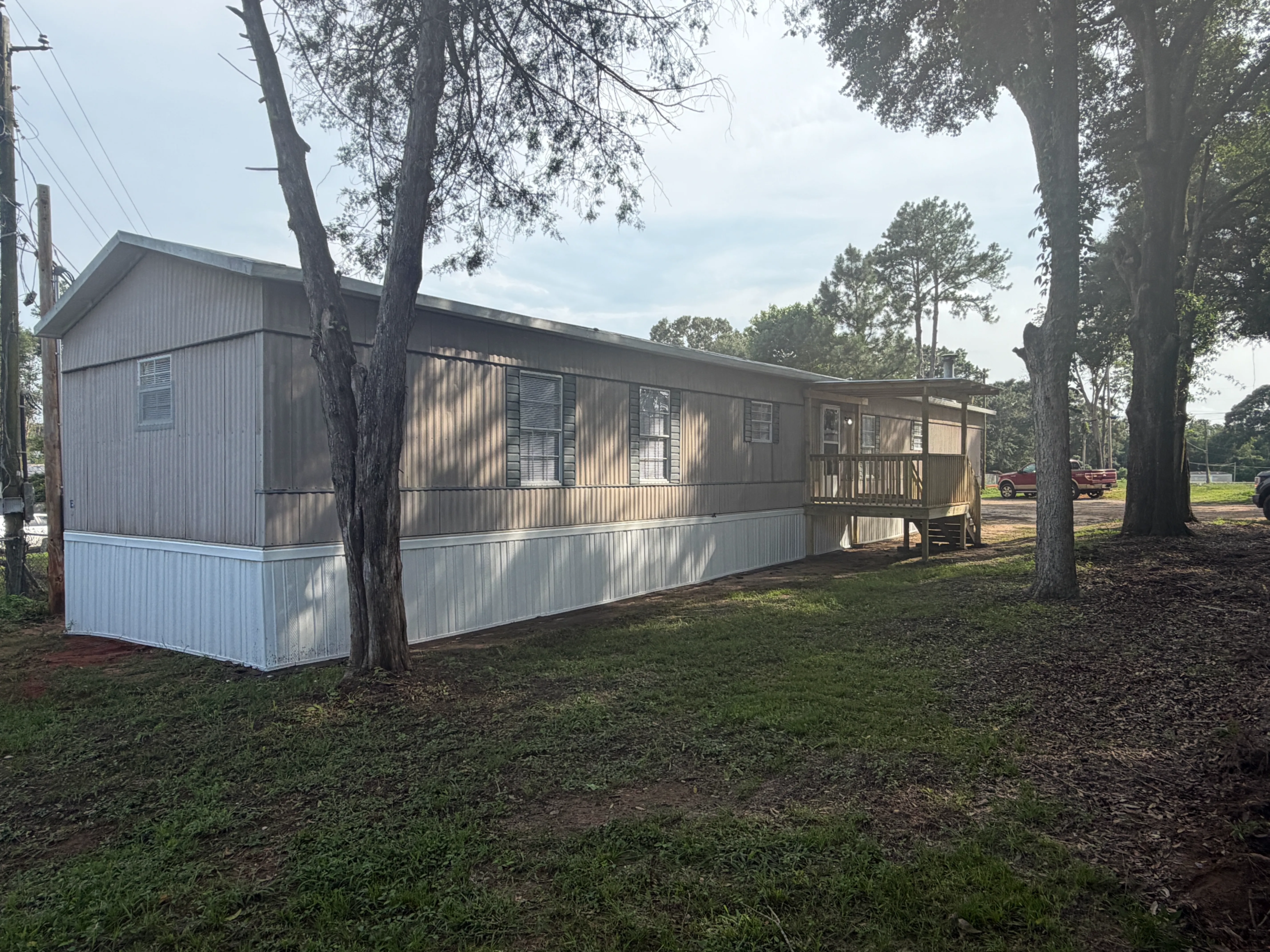 2/2 Glenwood Mobile Home Park – Lot 100