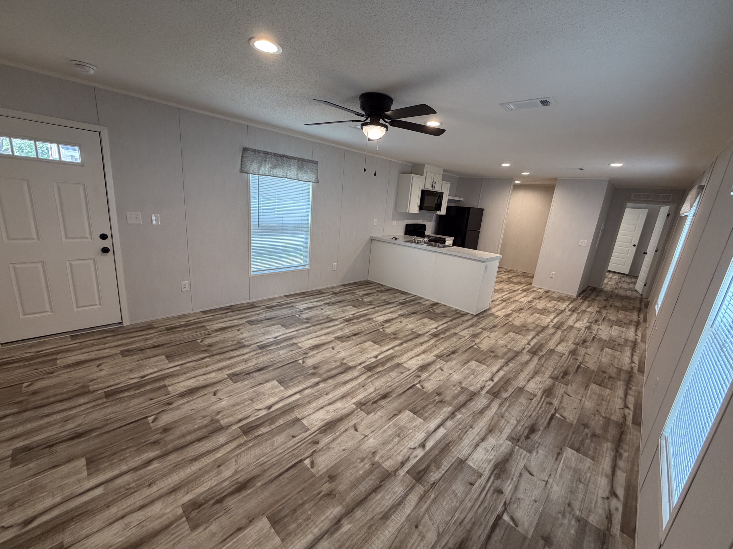 3/2 Liveoak Vin Diesel Mobile Home Park – Lot 204