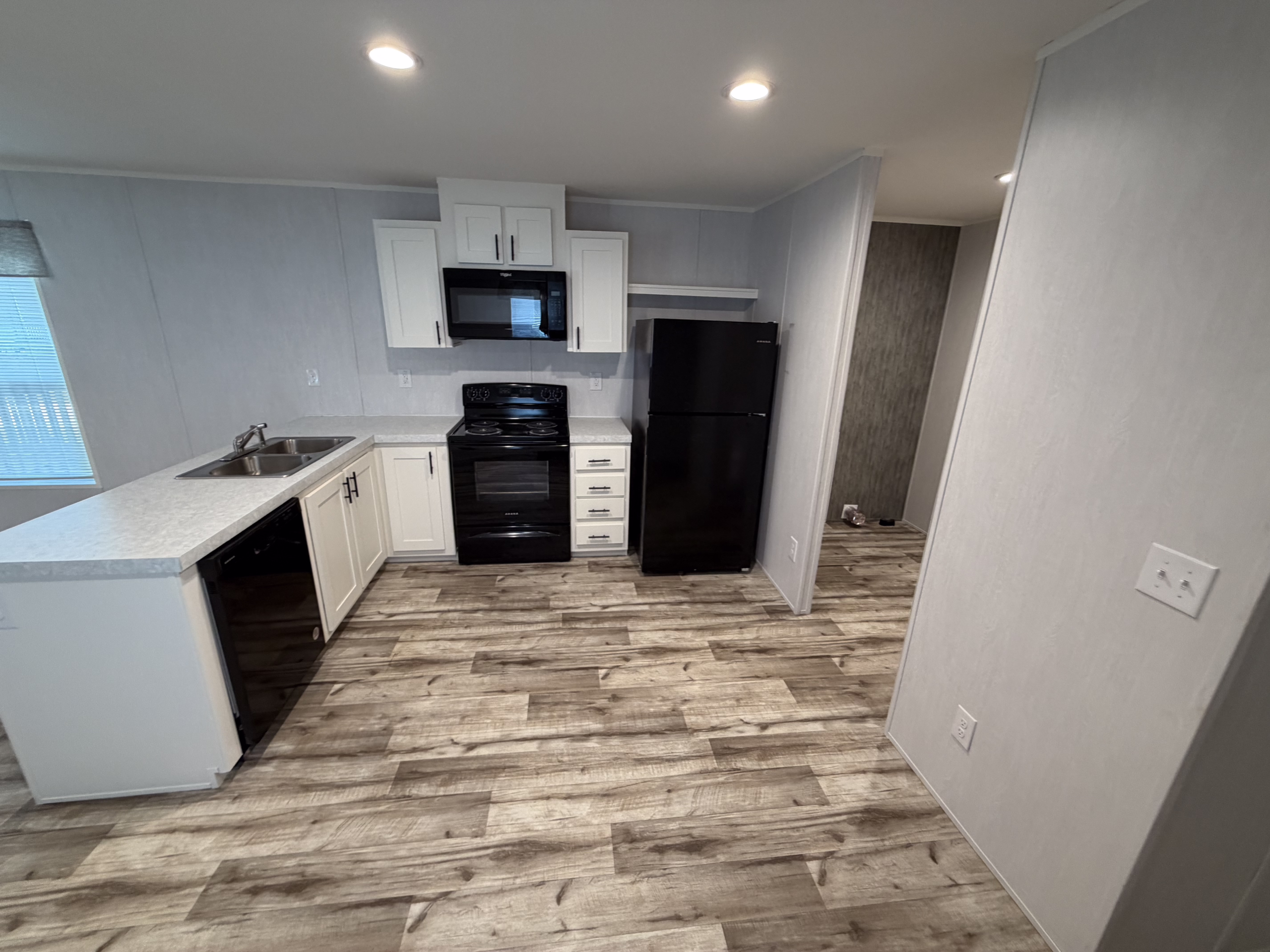 3/2 Liveoak Vin Diesel Mobile Home Park – Lot 204