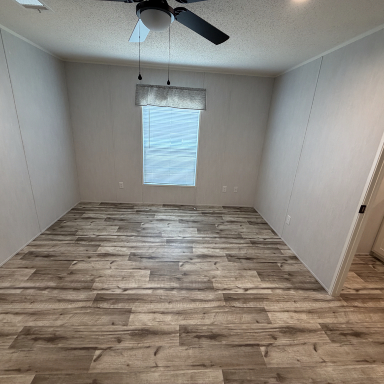 3/2 Liveoak Vin Diesel Mobile Home Park – Lot 205
