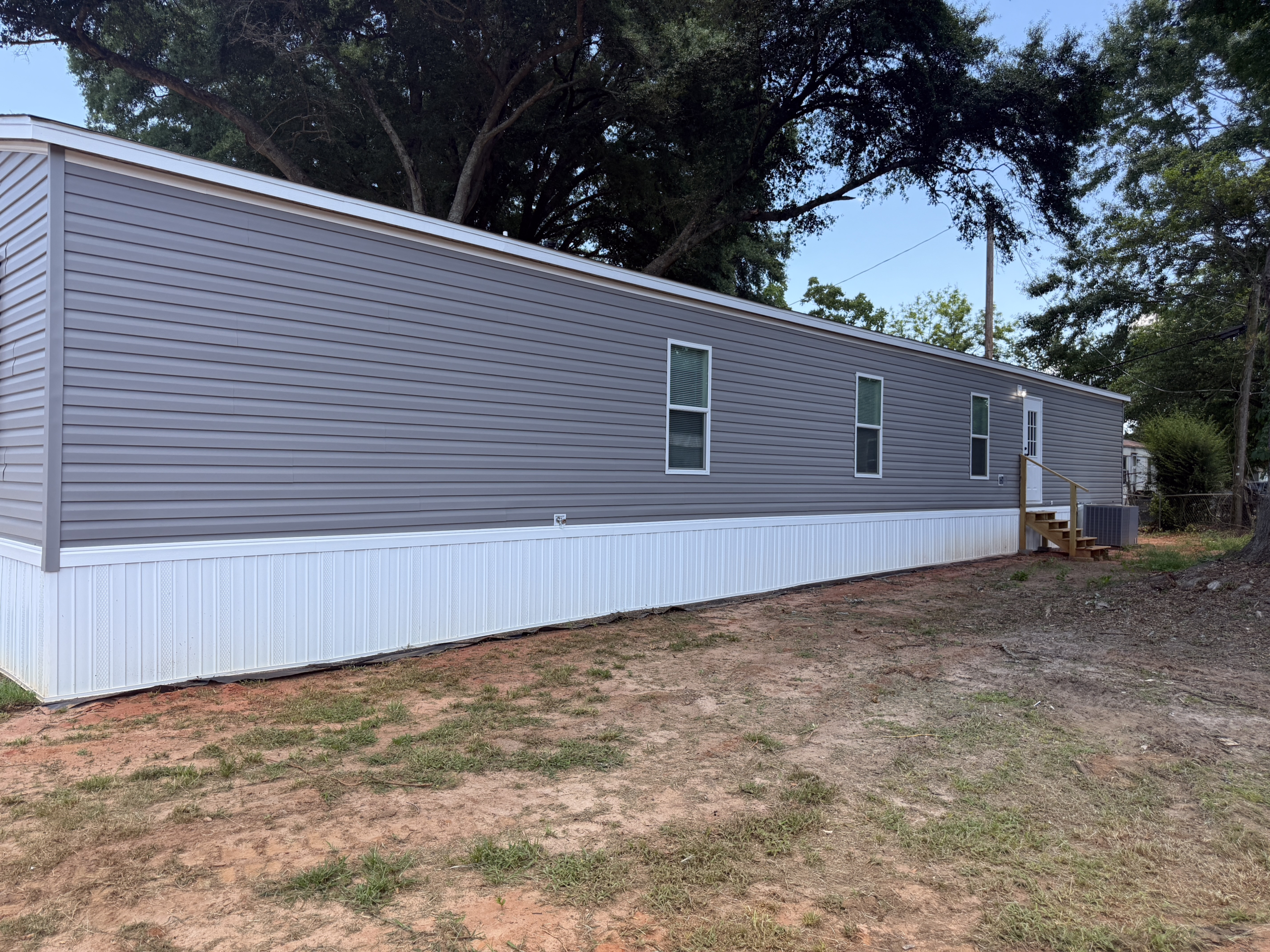 3/2 Liveoak Vin Diesel Mobile Home Park – Lot 210