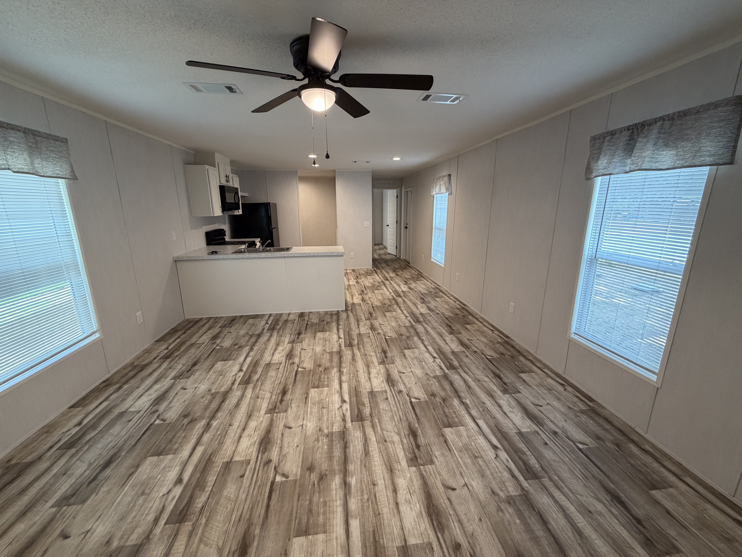 3/2 Liveoak Vin Diesel Mobile Home Park – Lot 210