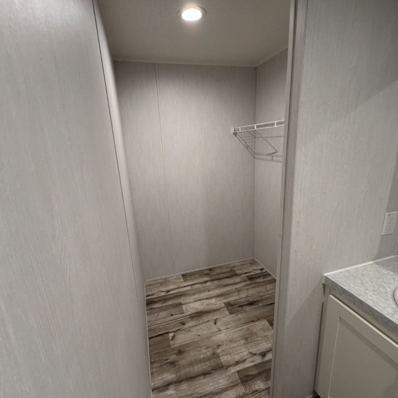 3/2 Liveoak Vin Diesel Mobile Home Park – Lot 203