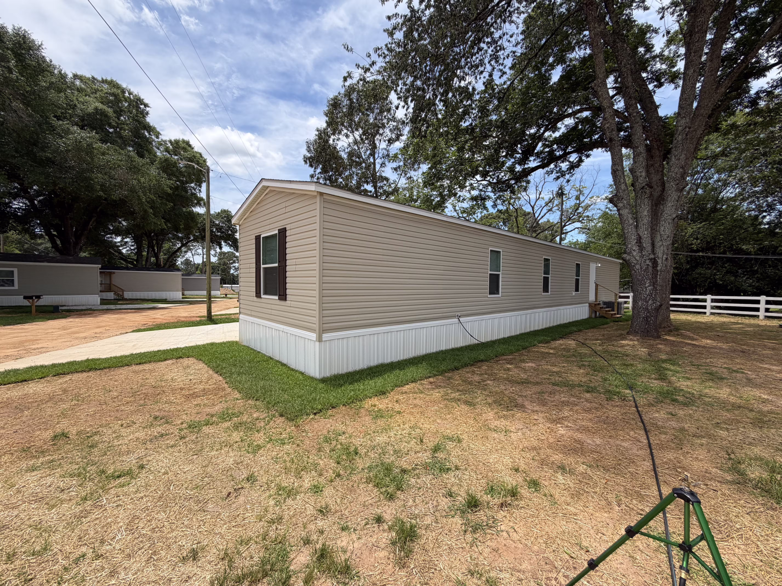 32 Liveoak Vin Diesel Mobile Home Park – Lot 203 (2) 3/2 Liveoak Vin Diesel Mobile Home Park – Lot 203